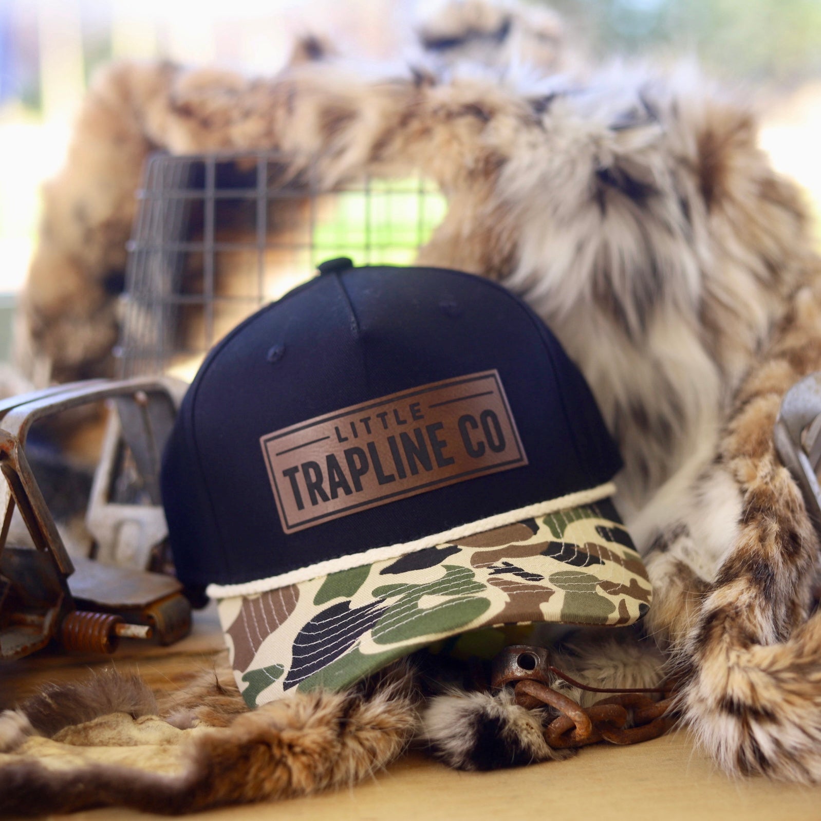 Black Camo Snapback Rope Hat