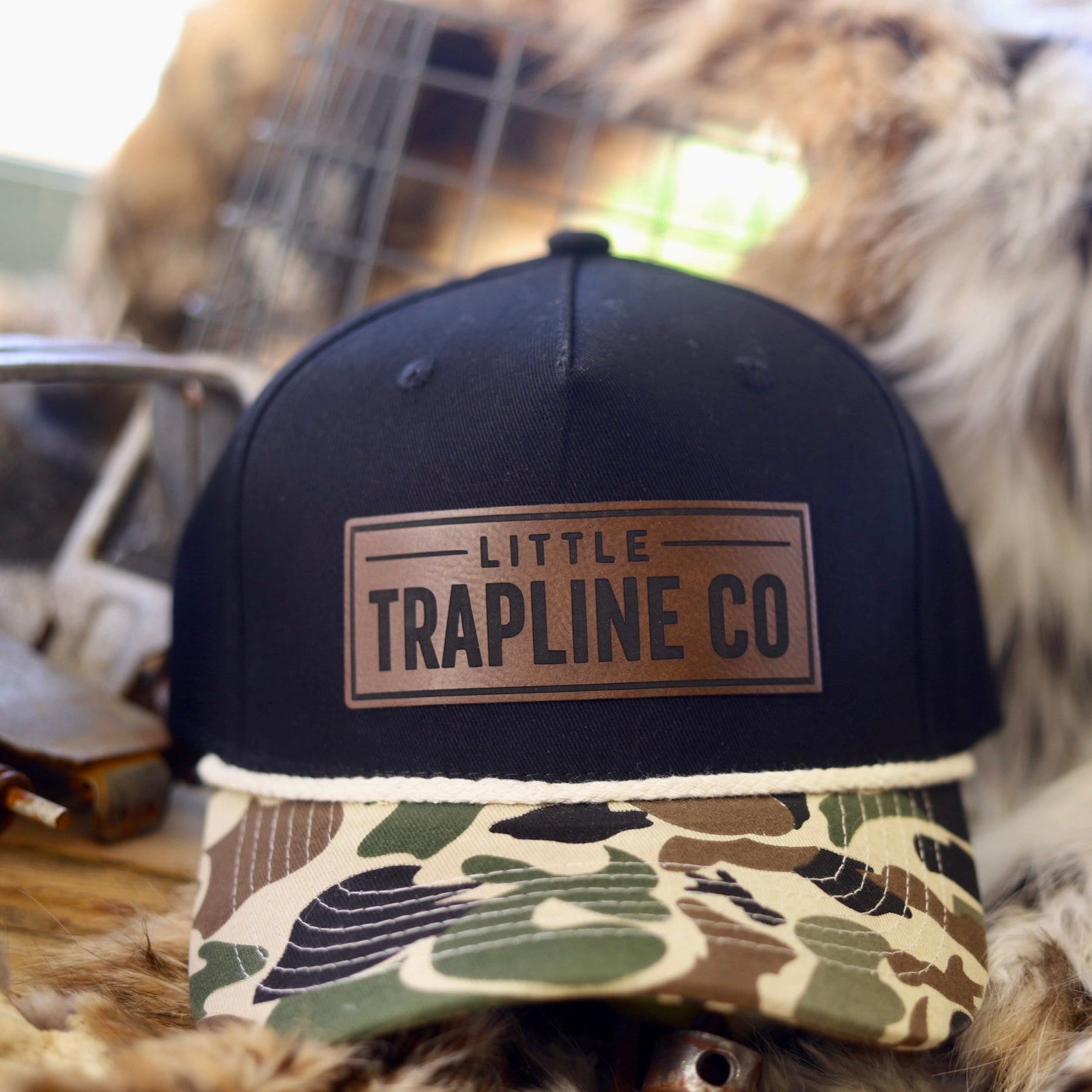 Black Camo Snapback Rope Hat